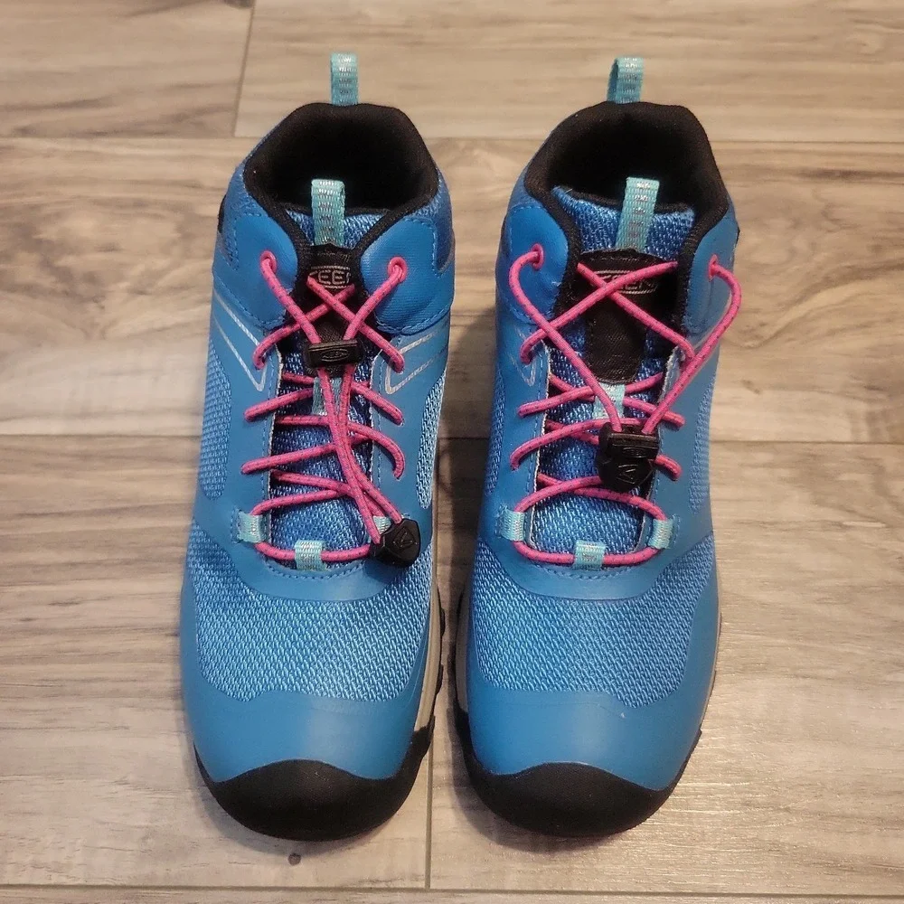 Keen Wanduro Mid Kids Shoes Sz 1 Fjord Blue Fuchsia Purple Waterproof Lace Up